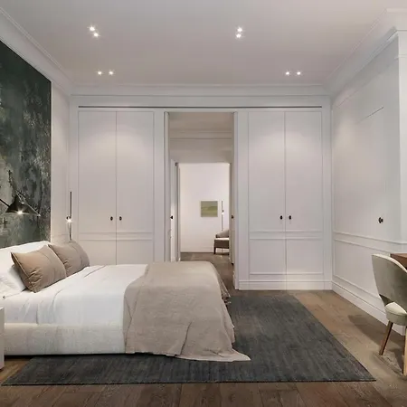 Hotel Rhin Garden 4*