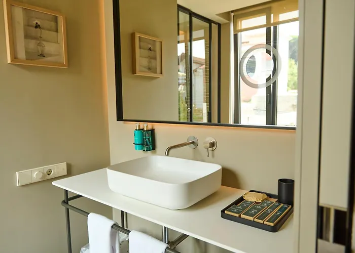 Hotel Rhin Garden (adults Only) 4*